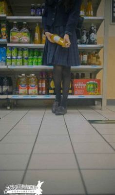 多毛老太与小伙_4K日韩免费观看